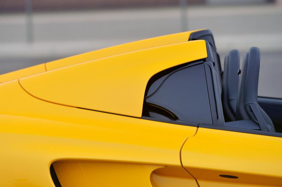  McLaren MP4-12C Spyder 2012 года  (фото 238 из 270)